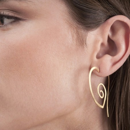 Pendientes corazón de plata con baño de oro 18k
