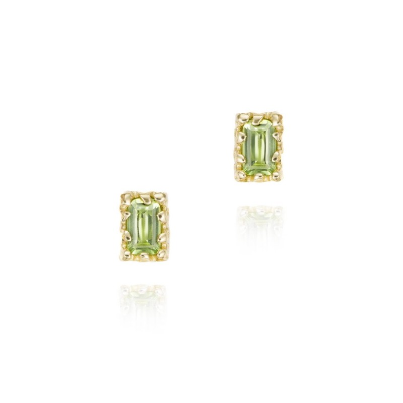 Rectangular peridot earrings in 18k gold vermeil
