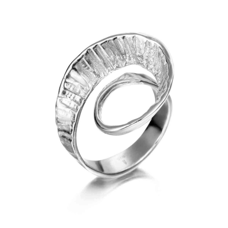 Anillo de motivo orgánico en plata de ley 925