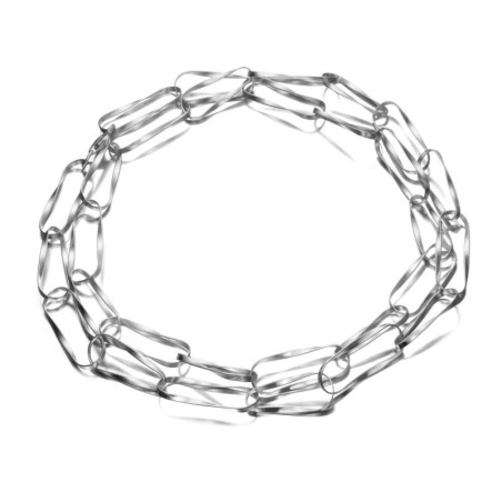 Twist Necklace in Silver.